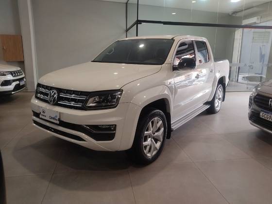 VOLKSWAGEN AMAROK 3.0 V6 TDI DIESEL HIGHLINE CD 4MOTION AUTOMÁTICO VOLKSWAGEN AMAROK 3.0 V6 TDI DIESEL HIGHLINE CD 4MOTION AUTOMÁTICO